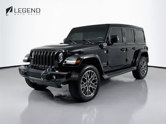 Used 2023 Jeep Wrangler Unlimited Sahara AWD/4WD video 1