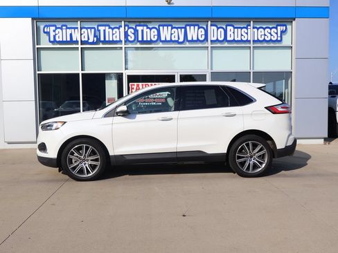 Used 2023 Ford Edge Titanium w/ Equipment Group 301A AWD/4WD image 6