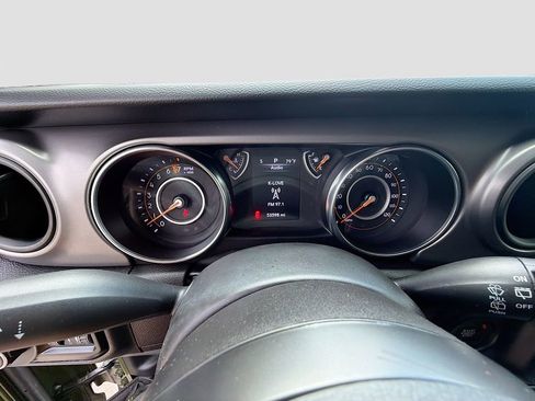 Used 2022 Jeep Wrangler Unlimited Sport AWD/4WD image 35