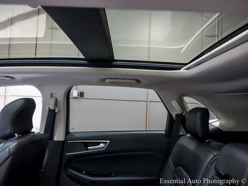 Used 2019 Ford Edge SEL w/ Equipment Group 201A image 13