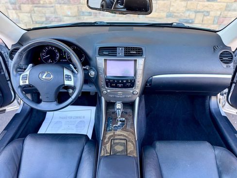 Used 2014 Lexus IS 250C w/ Luxury Package image 14