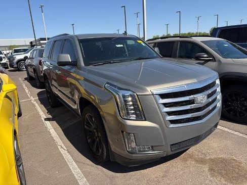 Used 2019 Cadillac Escalade Premium Luxury w/ LPO, Radiant Package AWD/4WD image 1