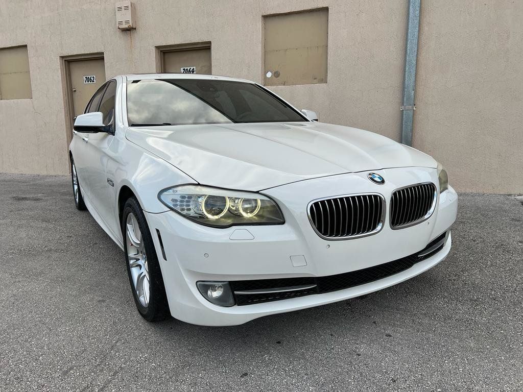 Used 2012 BMW 528i Sedan RWD image 17