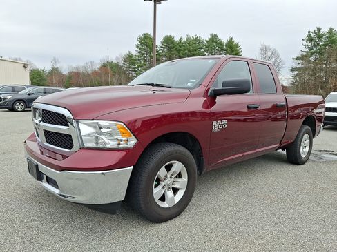 Used 2024 RAM 1500 Classic SLT image 5