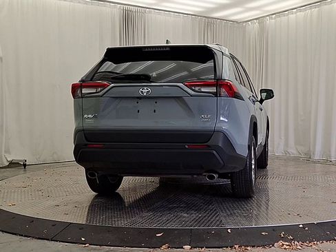 Certified 2022 Toyota RAV4 XLE image 8