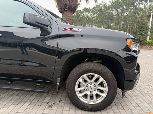 Used 2024 Chevrolet Silverado 1500 RST image 6
