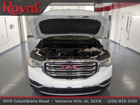 Used 2018 GMC Acadia SLT image 25