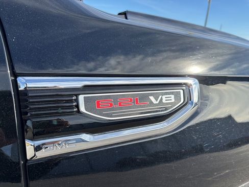 Used 2022 GMC Sierra 1500 Denali w/ Denali Premium Package image 13