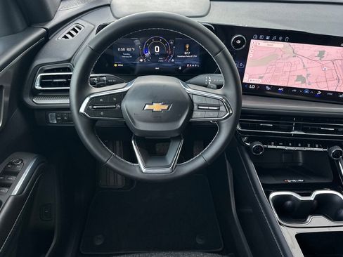 New 2026 Chevrolet Traverse LT image 14