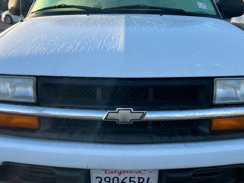 Used 2003 Chevrolet S10 Pickup LS w/ Convenience Package image 9