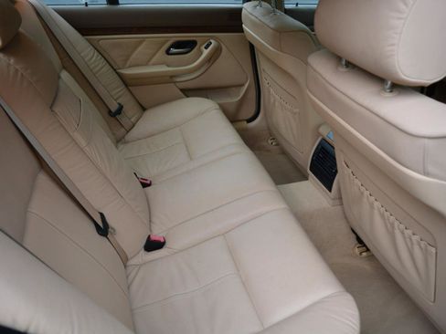 Used 1999 BMW 540i Sedan RWD image 18