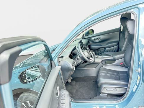 Used 2027 Honda HR-V EX-L image 10