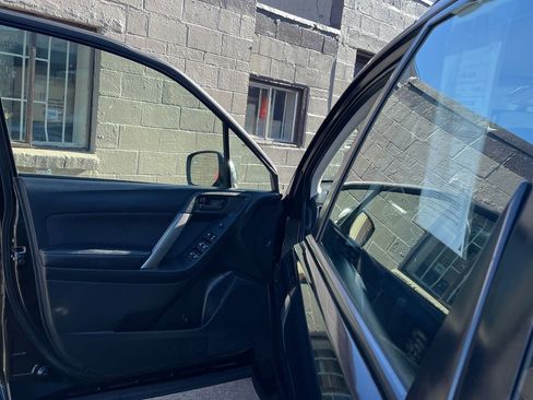 Used 2018 Subaru Forester 2.5i w/ Alloy Wheel Package image 10