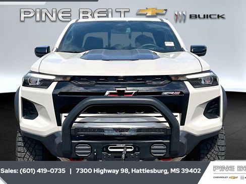 New 2026 Chevrolet Colorado ZR2 w/ Off-Road Front Bumper Package AWD/4WD image 3