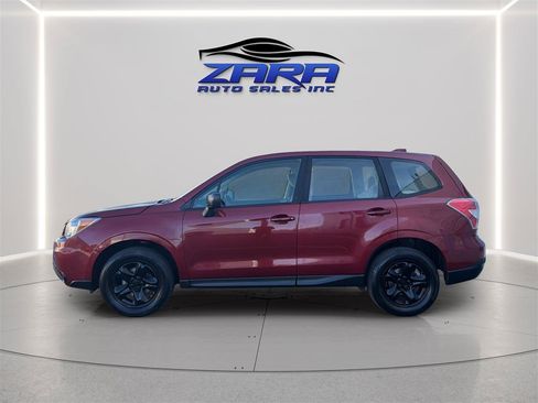 Used 2016 Subaru Forester 2.5i AWD/4WD image 4
