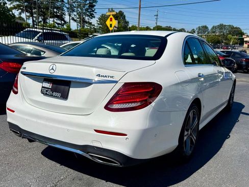 Used 2017 Mercedes-Benz E 300 4MATIC image 9