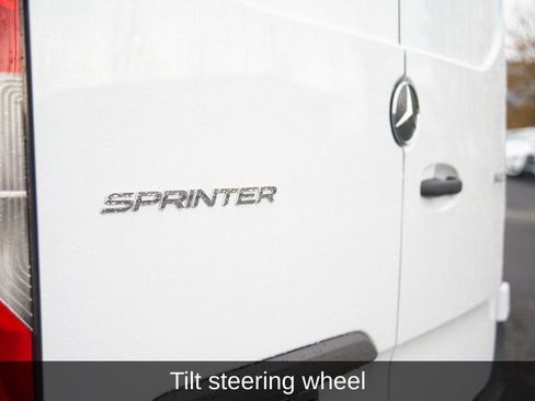 Used 2025 Mercedes-Benz Sprinter 2500 image 20