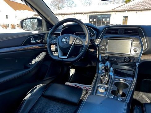 Used 2018 Nissan Maxima Platinum image 27