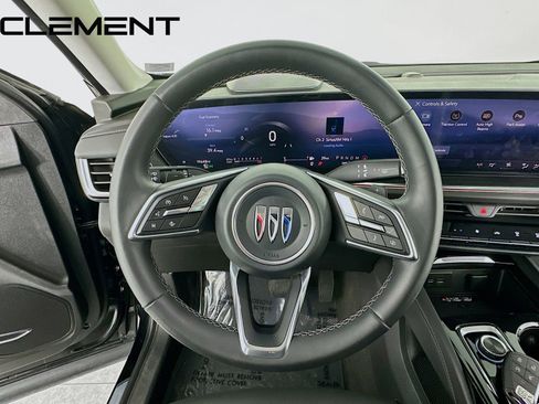 Used 2025 Buick Envision Preferred AWD/4WD image 14