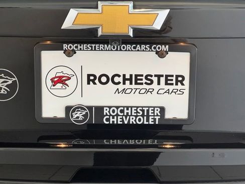 Used 2019 Chevrolet Suburban LT AWD/4WD image 37