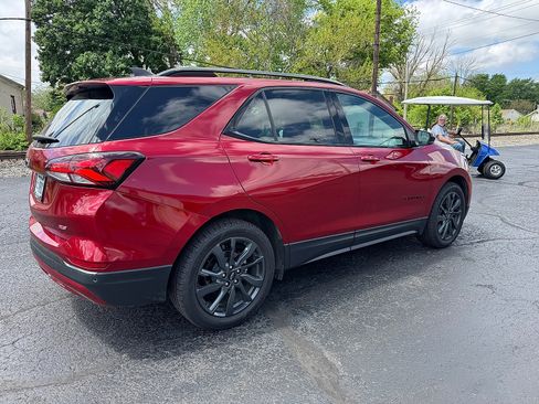 Used 2023 Chevrolet Equinox RS FWD image 5