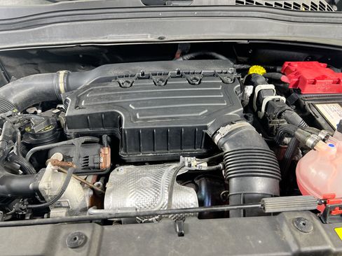 Used 2022 Jeep Renegade Latitude w/ Convenience Group image 29