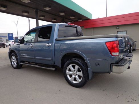 Used 2011 Nissan Titan SL w/ SL Max Utility Pkg image 6