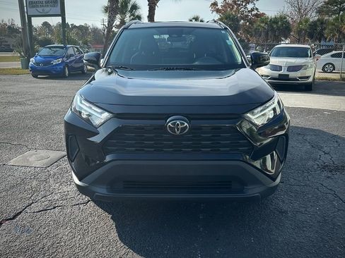 Used 2023 Toyota RAV4 XLE w/ Convenience Package image 3