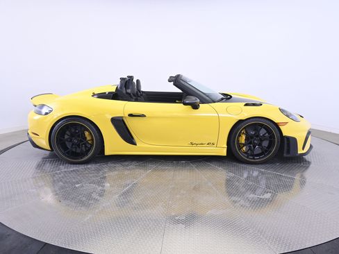 Certified 2025 Porsche 718 Boxster Spyder RS RWD image 8