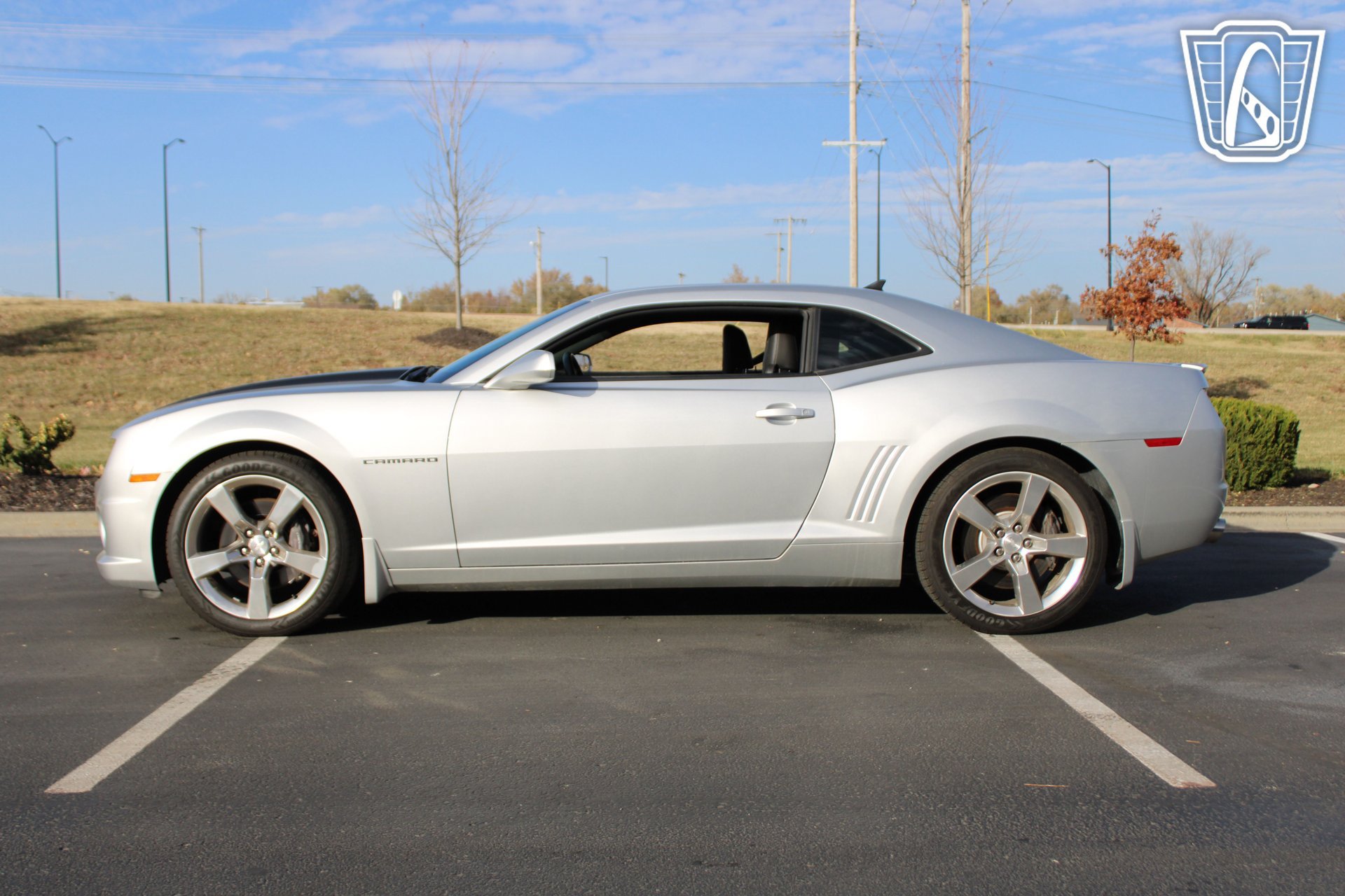Used 2010 Chevrolet Camaro SS w/ RS Package RWD image 18