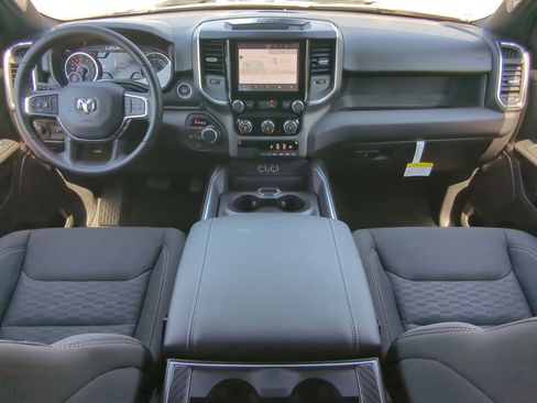 New 2026 RAM 1500 Express AWD/4WD image 13