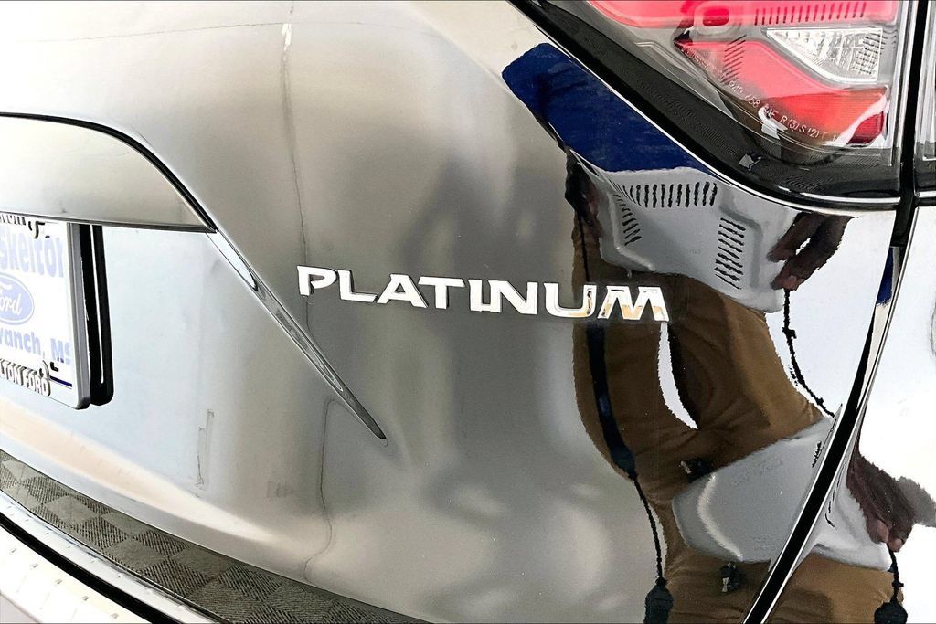 Used 2024 Nissan Murano Platinum w/ Cargo Package FWD image 14