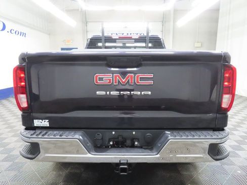Used 2023 GMC Sierra 1500 SLE w/ Preferred Package image 26