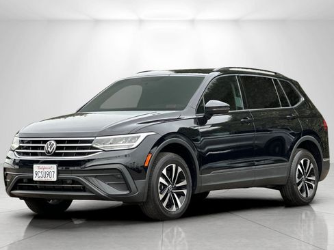 Used 2022 Volkswagen Tiguan S image 7