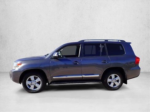 Used 2013 Toyota Land Cruiser AWD/4WD image 2