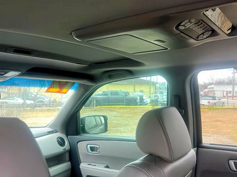 Used 2012 Honda Pilot Touring image 9