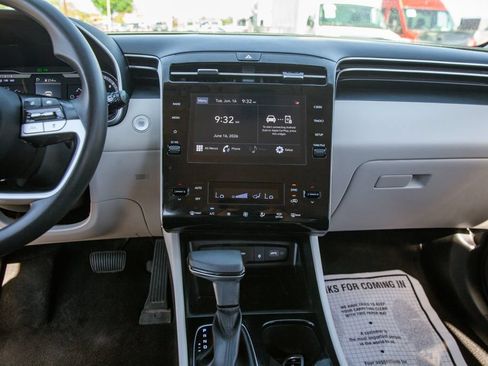 Used 2024 Hyundai Tucson SEL AWD/4WD image 15