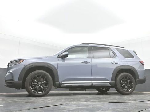Used 2025 Honda Pilot Touring image 46