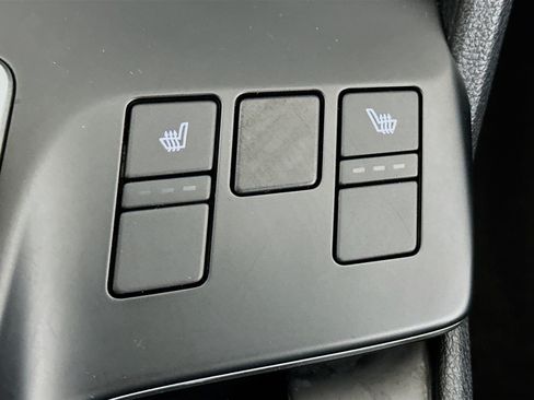 Used 2025 Kia Sportage LX AWD/4WD image 25
