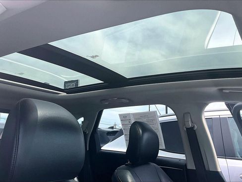 Used 2017 Ford Edge Titanium w/ Equipment Group 301A AWD/4WD image 26