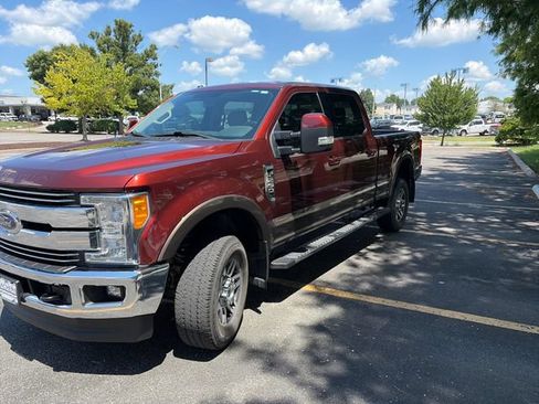 Used 2017 Ford F250 Lariat w/ Lariat Value Package AWD/4WD image 1