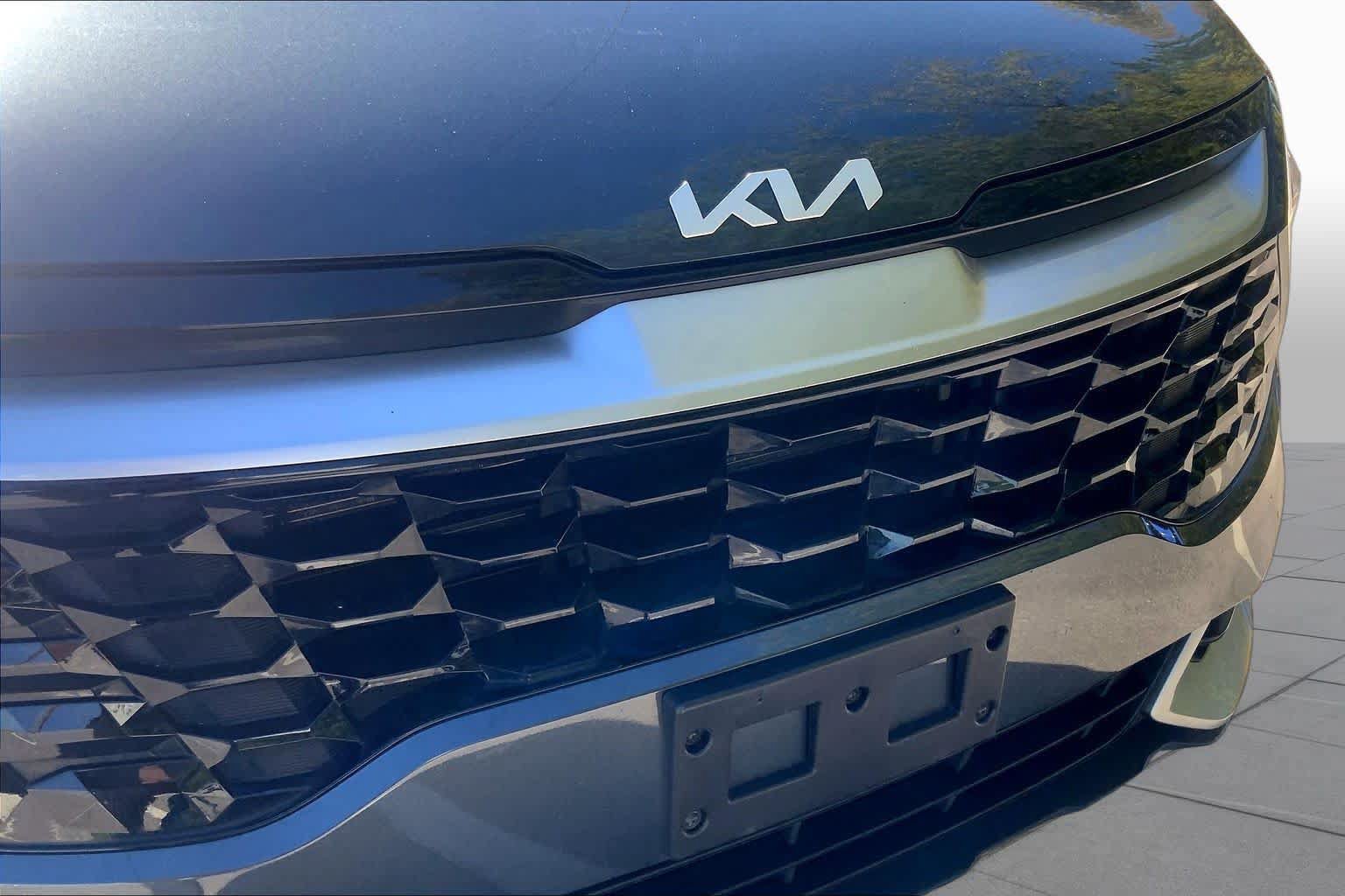 Used 2023 Kia Sportage EX FWD image 28