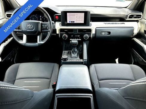 Used 2024 Toyota Tacoma TRD Off-Road AWD/4WD image 27