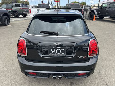 Used 2021 MINI Cooper S w/ 6.5" Touchscreen Package image 12