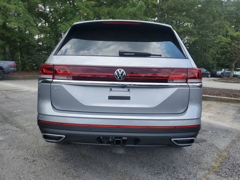 New 2026 Volkswagen Atlas SE image 5
