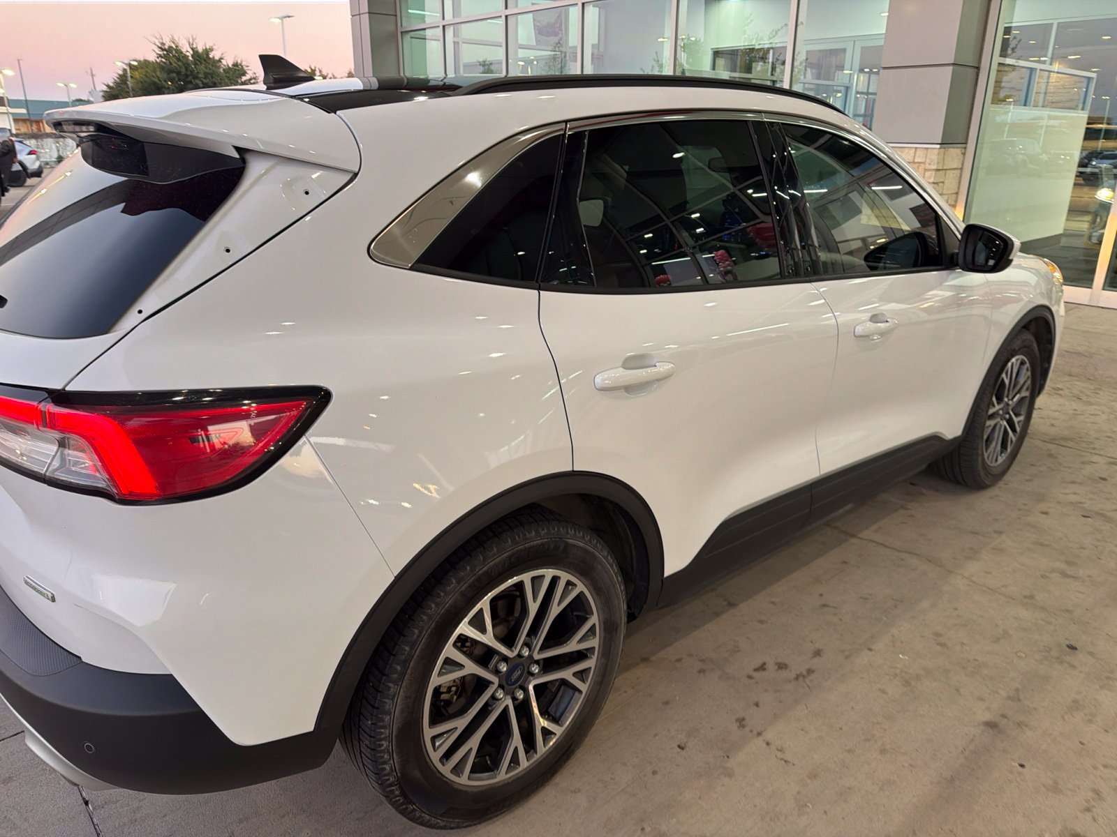 Used 2020 Ford Escape SEL FWD image 20