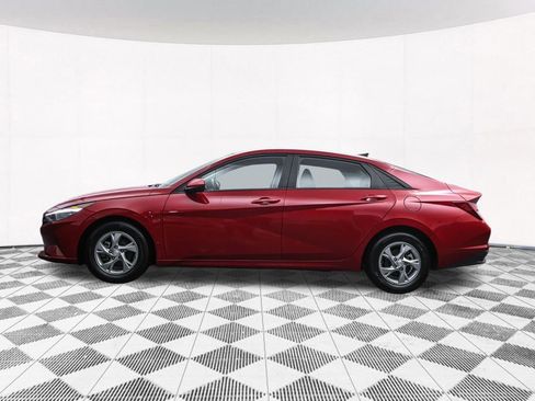 Certified 2023 Hyundai Elantra SE w/ Cargo Package image 10