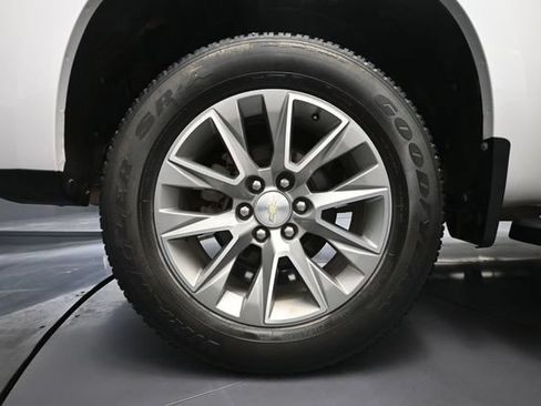 Used 2020 Chevrolet Silverado 1500 High Country AWD/4WD image 16