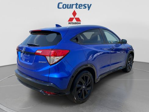 Used 2021 Honda HR-V Sport image 6