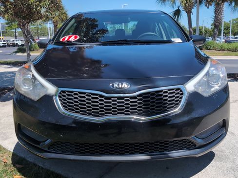 Used 2016 Kia Forte LX FWD image 3